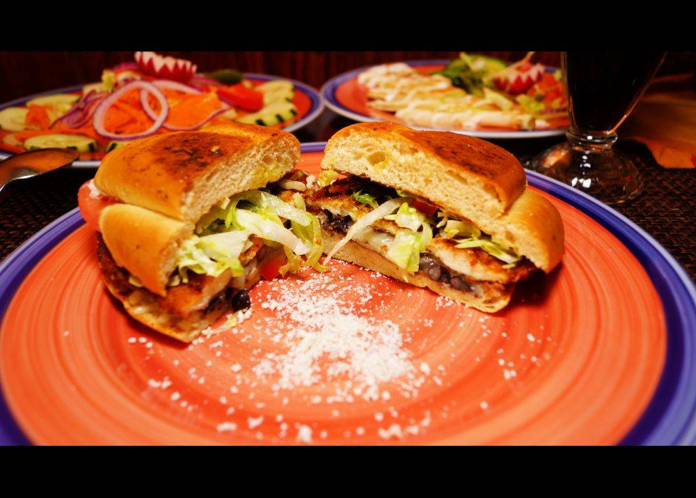 Mi Casita | restaurant | 1484 Amsterdam Ave, New York, NY 10031, USA | 2122343331 OR +1 212-234-3331