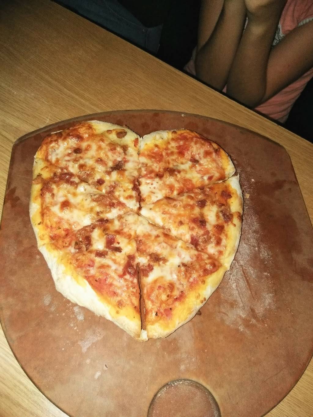 Mama Mias Italian Restaurant and Pizzeria | restaurant | 12220 Atlantic Blvd #114, Jacksonville, FL 32225, USA | 9042211122 OR +1 904-221-1122