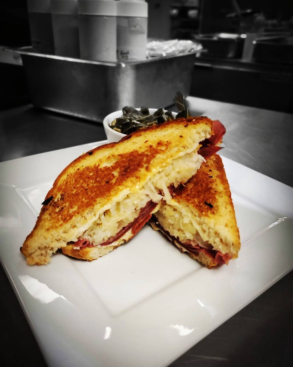 Country House Cafe | restaurant | 2155 US-25, Travelers Rest, SC 29690, USA | 8646891110 OR +1 864-689-1110