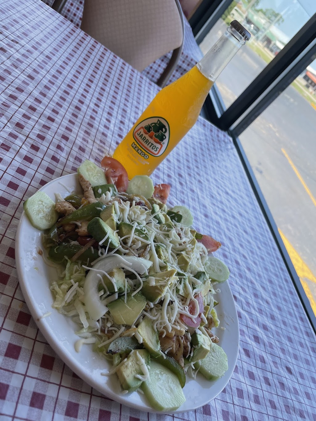 2 Amigos Taqueria | restaurant | 2180 E Main St, Reedsburg, WI 53959, USA | 6087688750 OR +1 608-768-8750