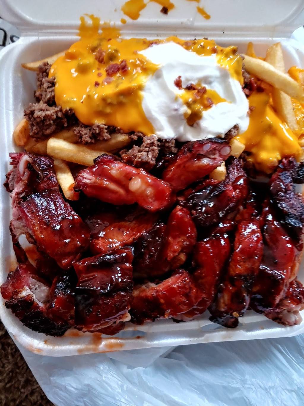 TnT A Touch of Soul | restaurant | 806 Riverview Dr, Kalamazoo, MI 49048, USA | 2695328621 OR +1 269-532-8621