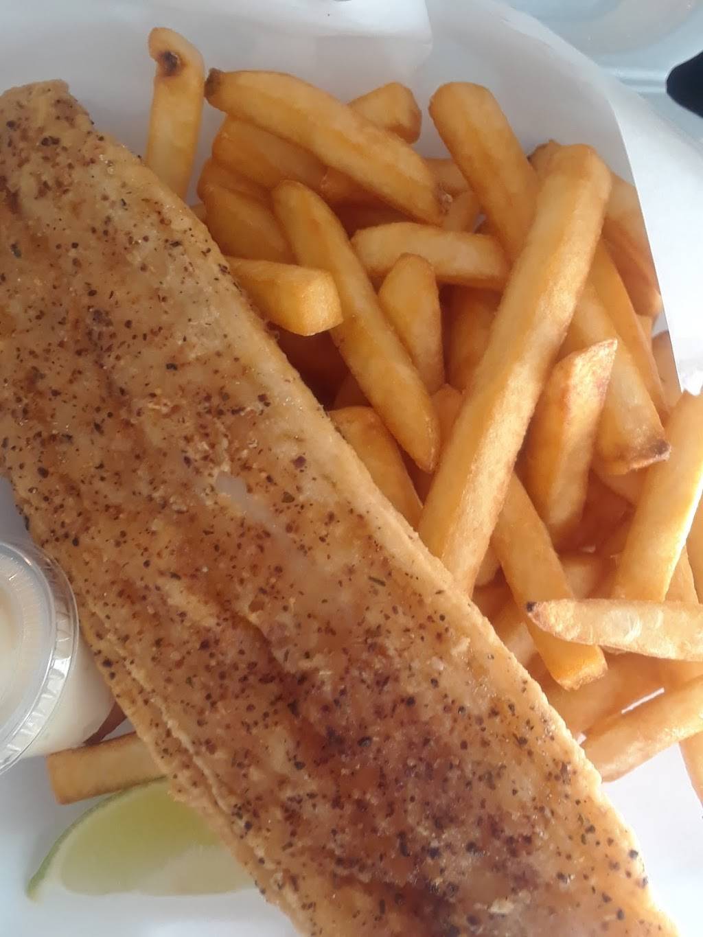 Lox Box Ricos Tacos Latin Food | restaurant | 6900 Barbour Rd, Riviera Beach, FL 33407, USA | 5616673448 OR +1 561-667-3448