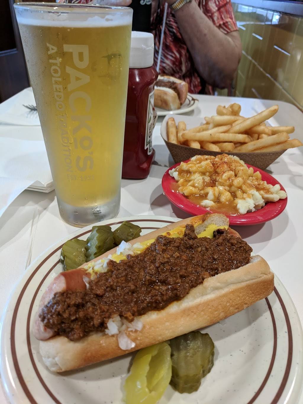 Tony Packos Sylvania | restaurant | 5822 W Alexis Rd, Sylvania, OH 43560, USA | 4198854500 OR +1 419-885-4500