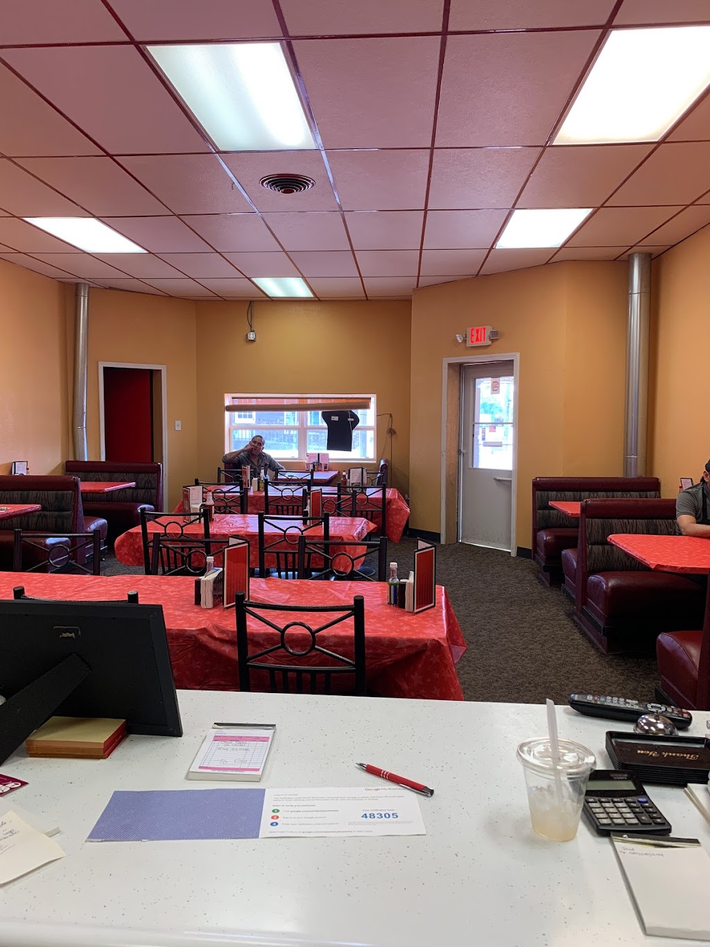 El Rinconsito | restaurant | 200 E 2nd Ave, Flandreau, SD 57028, USA | 6055346096 OR +1 605-534-6096