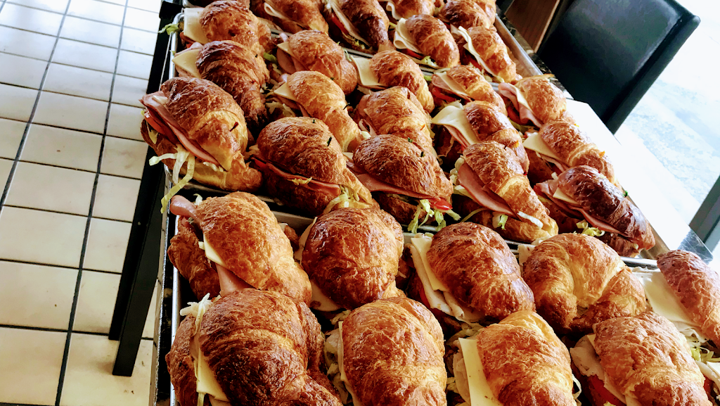 Super Star Donuts | bakery | 1050 Kendall Dr # B, San Bernardino, CA 92407, USA | 9098837571 OR +1 909-883-7571