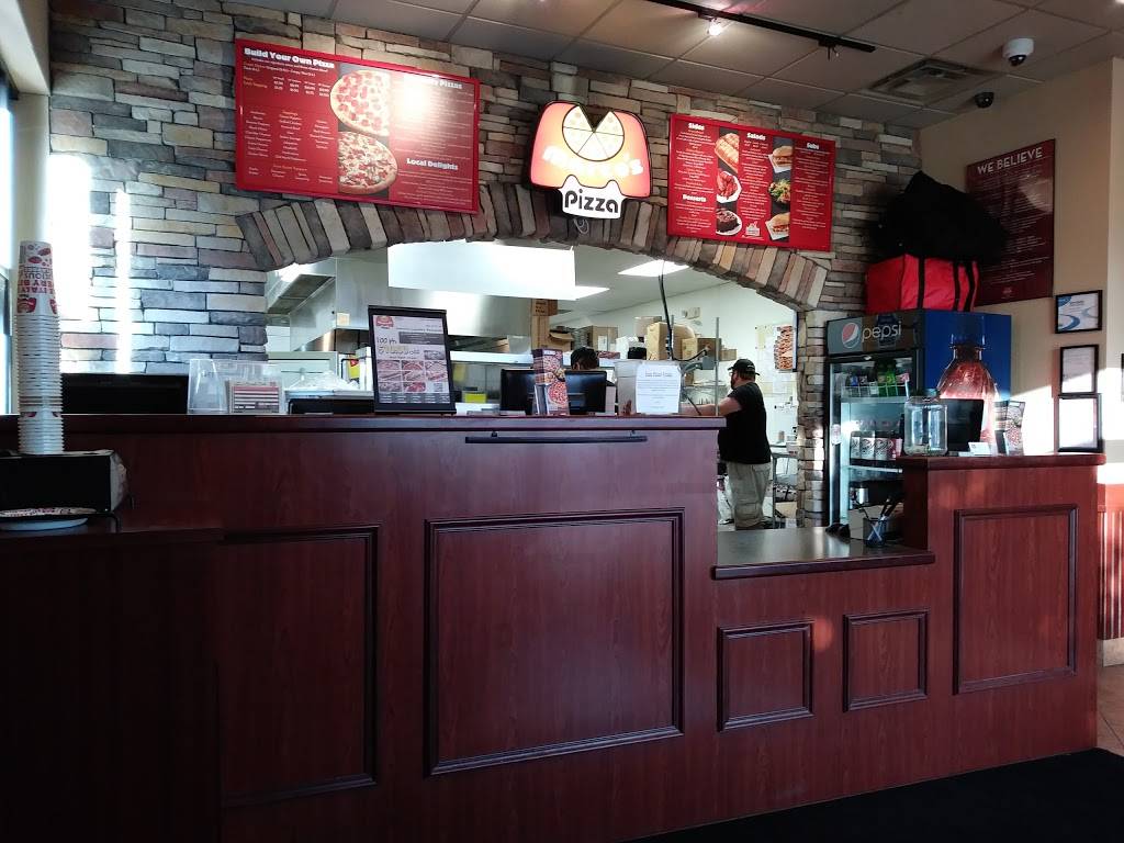 Marcos Pizza | meal delivery | 17900 N Western Ave, Edmond, OK 73012, USA | 4055135355 OR +1 405-513-5355