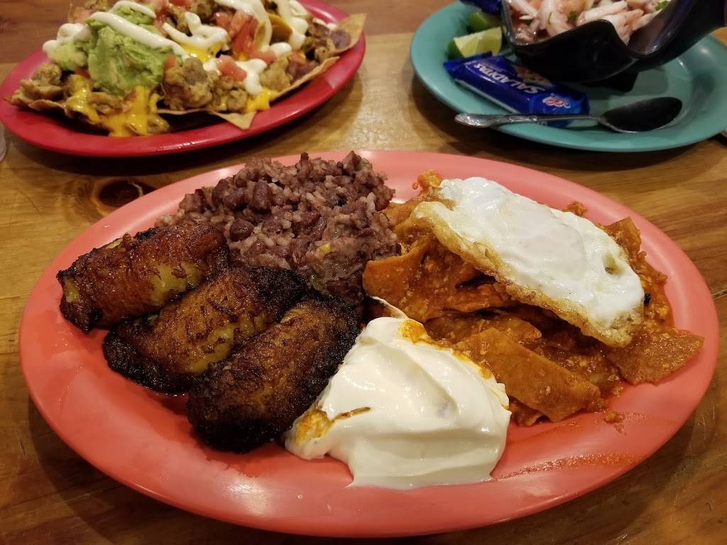 Las Cazuelas Restaurant & Pupuseria | restaurant | 5707 N Figueroa St, Los Angeles, CA 90042, USA | 3232554719 OR +1 323-255-4719