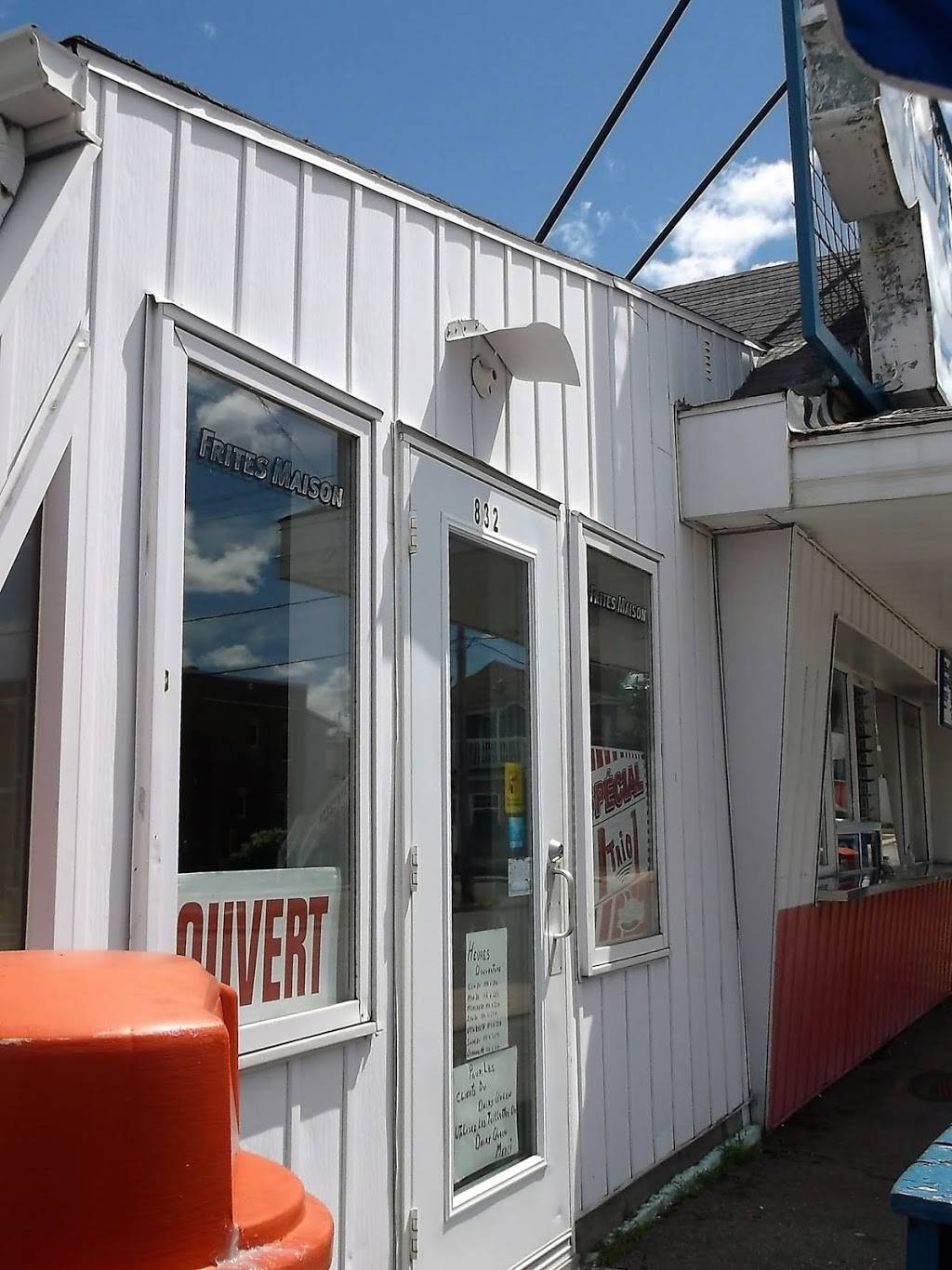 Potato King | restaurant | Shawinigan, QC G9N 3R8, Canada | 8195393594 OR +1 819-539-3594