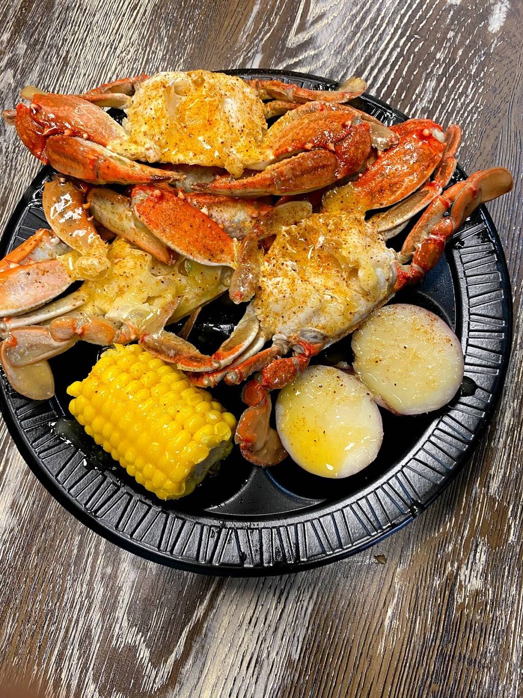 Sams Seafood & Grill | restaurant | 815 N 14th St, Leesburg, FL 34748, USA | 3529016548 OR +1 352-901-6548