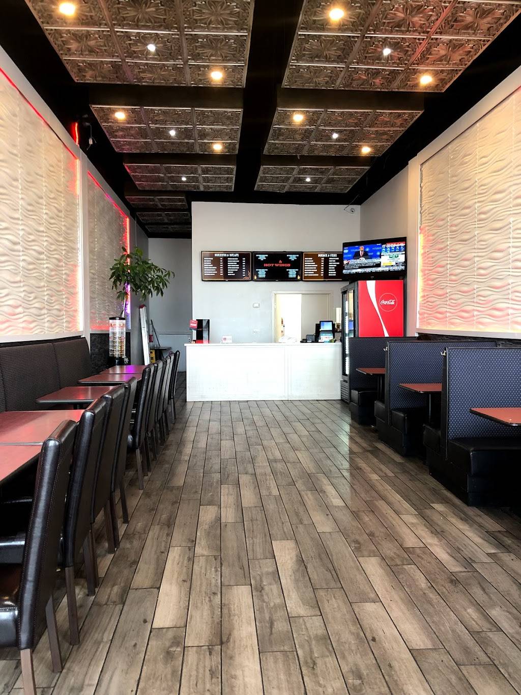 HOT WINGS Burrito & Wraps | restaurant | Markham Convention Plaza. Unit# 4, 2901 Markham Rd, Toronto, ON M1X 0B6, Canada | 4162917999 OR +1 416-291-7999