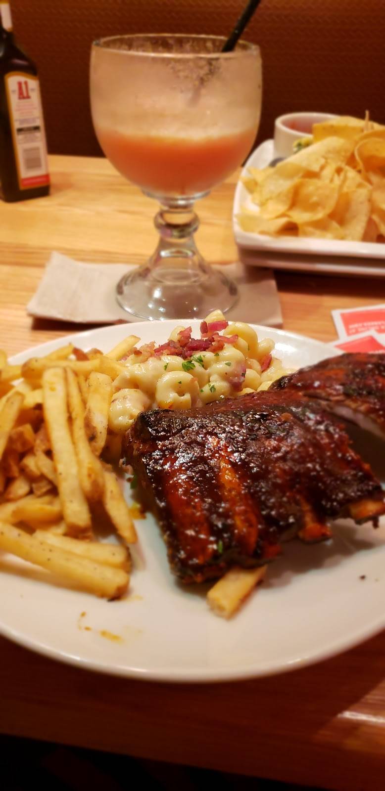 Applebees Grill + Bar | restaurant | 27851 23 Mile Rd, New Baltimore, MI 48051, USA | 5869497010 OR +1 586-949-7010