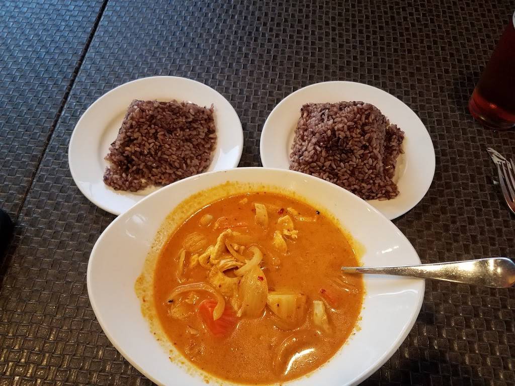 Gala Thai | restaurant | 3353 Barham Blvd, Los Angeles, CA 90068, USA | 3239699169 OR +1 323-969-9169