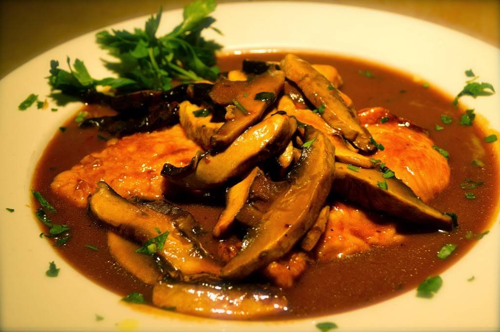 Joes Pizzeria & Restaurant | restaurant | 346 Union Ave, Holbrook, NY 11741, USA | 6319813029 OR +1 631-981-3029