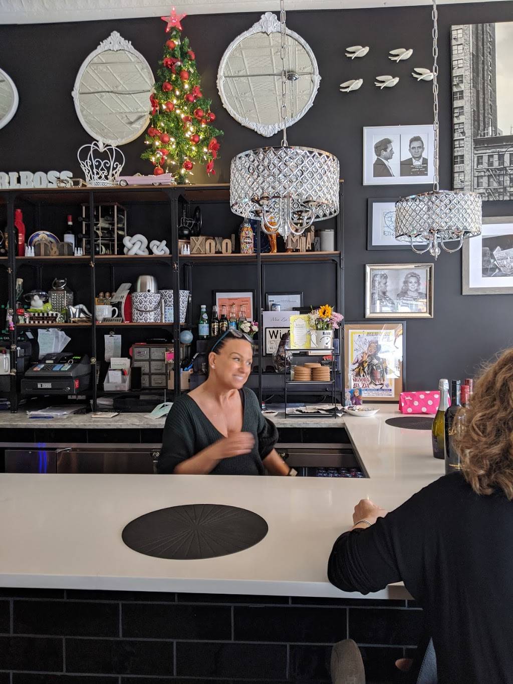 Mia Zia | restaurant | 8424 13th Ave, Brooklyn, NY 11228, USA | 7189211340 OR +1 718-921-1340