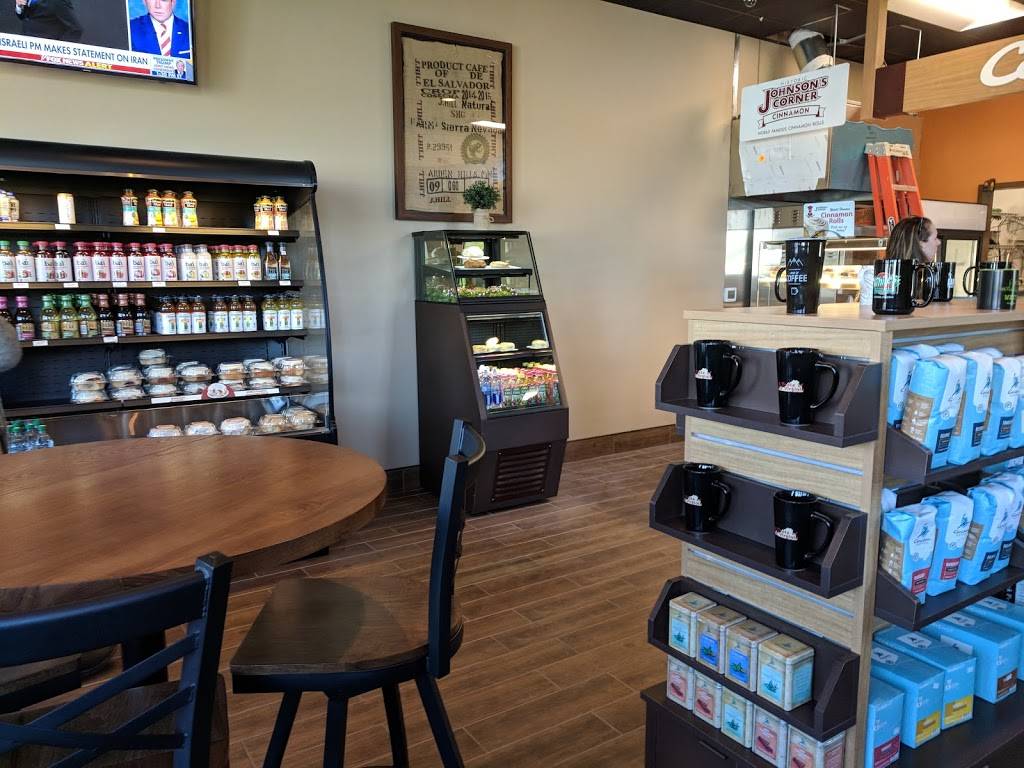 Caribou Coffee | cafe | 2440 Raphine Rd, Raphine, VA 24472, USA | 5403772111 OR +1 540-377-2111