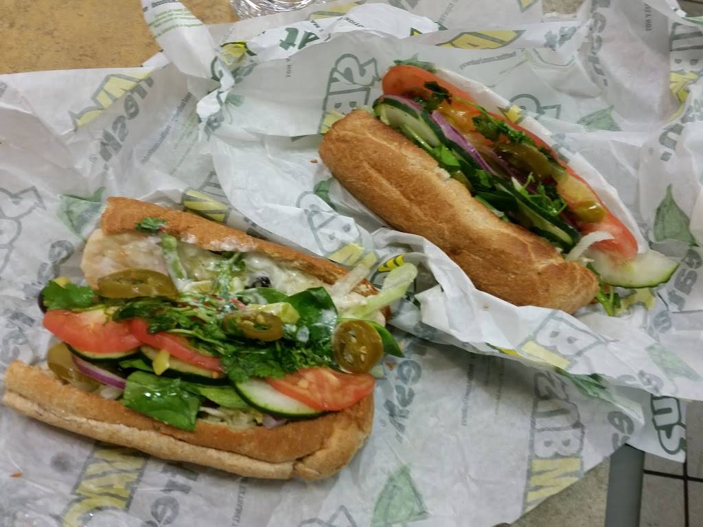 Subway Restaurants | restaurant | Michelson Marketplace, 2222 Michelson Dr Suite 240, Irvine, CA 92612, USA | 9494759050 OR +1 949-475-9050