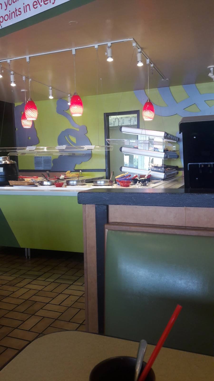 Souper Salad | restaurant | 8900 Viscount Blvd, El Paso, TX 79925, USA | 9155946617 OR +1 915-594-6617