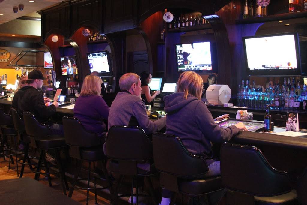 Bogeys West | restaurant | 3370 Novat St, Las Vegas, NV 89129, USA | 7022550806 OR +1 702-255-0806