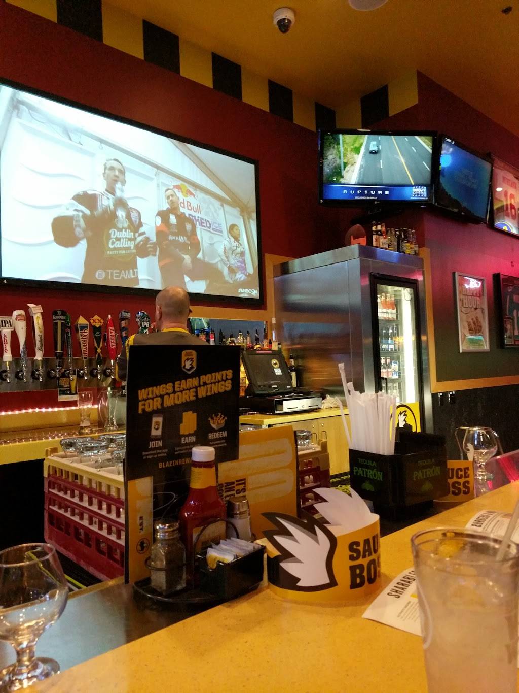 Buffalo Wild Wings | restaurant | 3401 Dale Rd #830, Modesto, CA 95356, USA | 2095309464 OR +1 209-530-9464