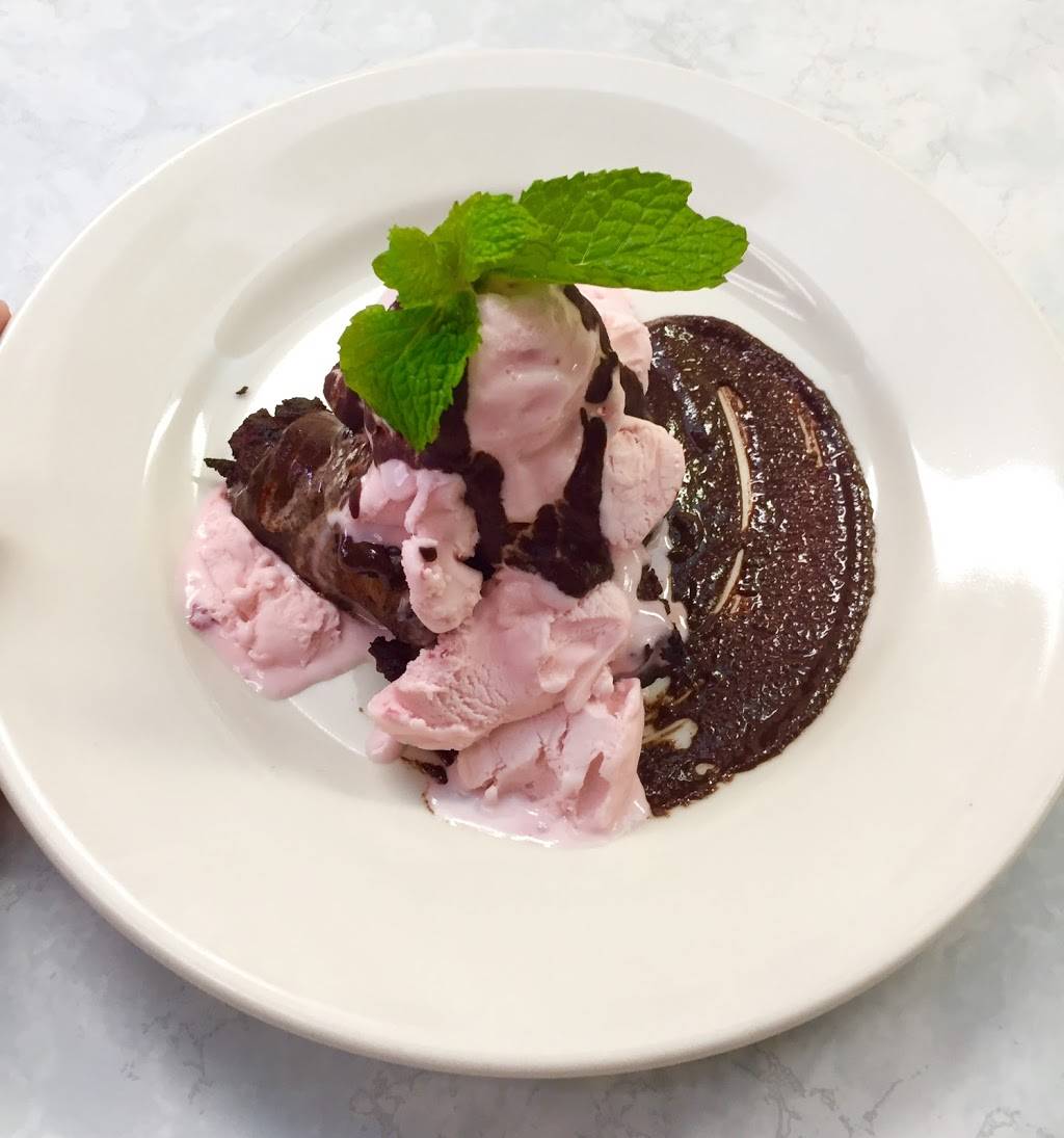 El Rancho Viejo | restaurant | 942 S 5th St, Philadelphia, PA 19147, USA | 2156448735 OR +1 215-644-8735