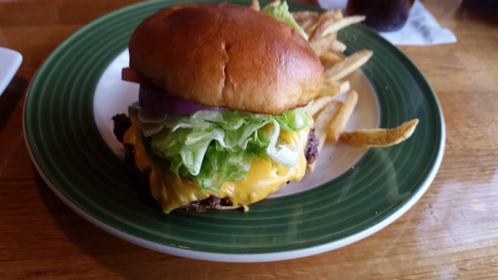 Applebees Grill + Bar | restaurant | G-3129 Miller Rd, Flint, MI 48507, USA | 8102351911 OR +1 810-235-1911