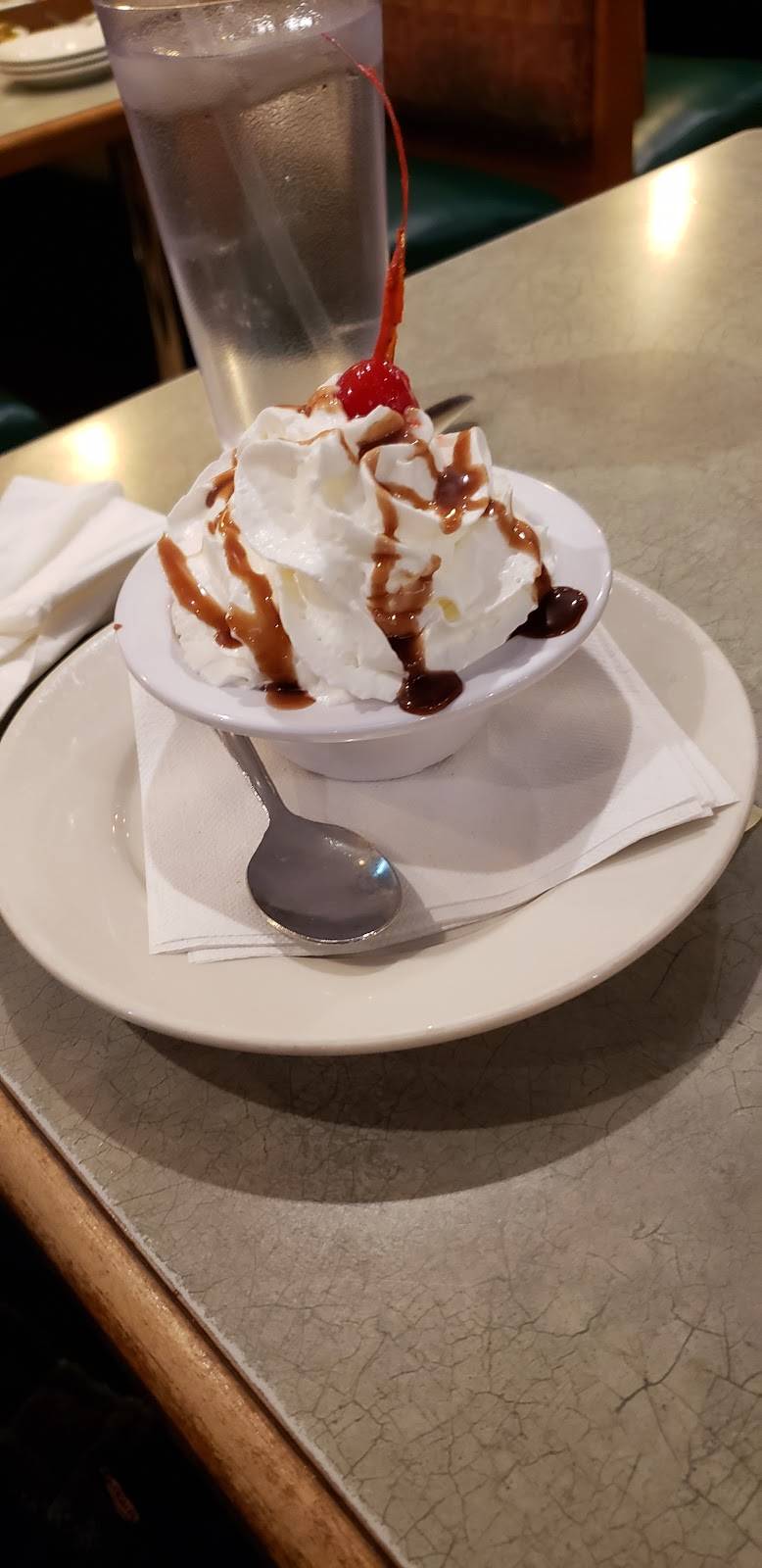 Page Plaza Diner | restaurant | 75 Page Ave, Staten Island, NY 10309, USA | 7189663500 OR +1 718-966-3500