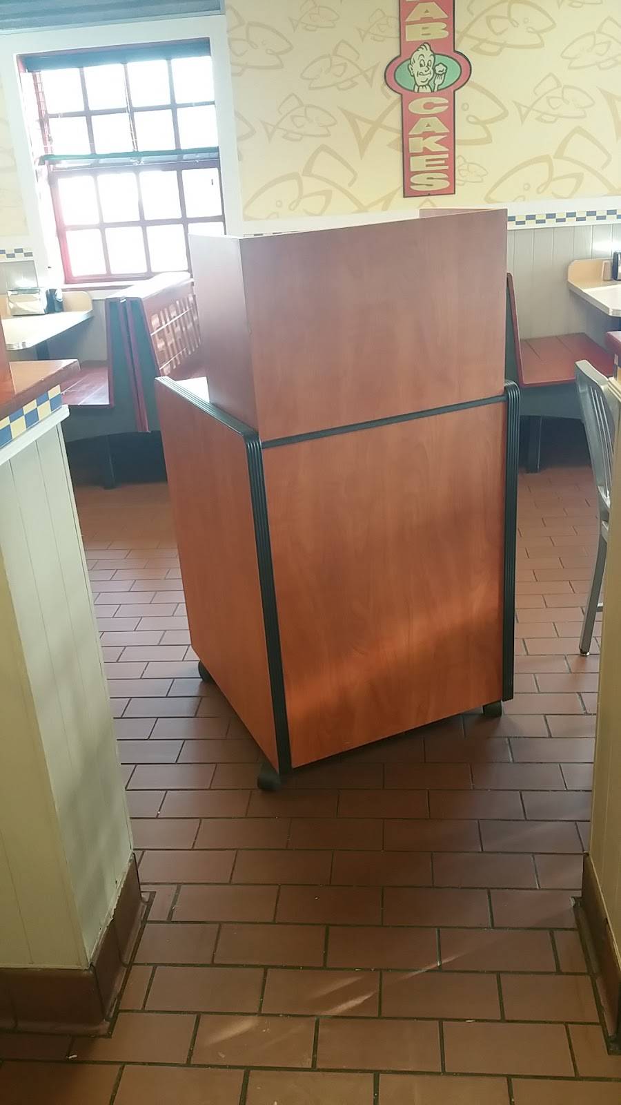 Long John Silvers | restaurant | 3491 S East St, Indianapolis, IN 46227, USA | 3177861216 OR +1 317-786-1216