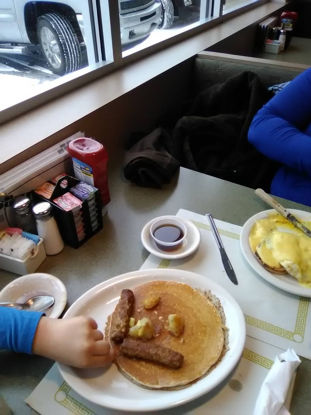 New Beginnings | restaurant | 4735 Lake Michigan Dr NW, Grand Rapids, MI 49534, USA | 6167354902 OR +1 616-735-4902