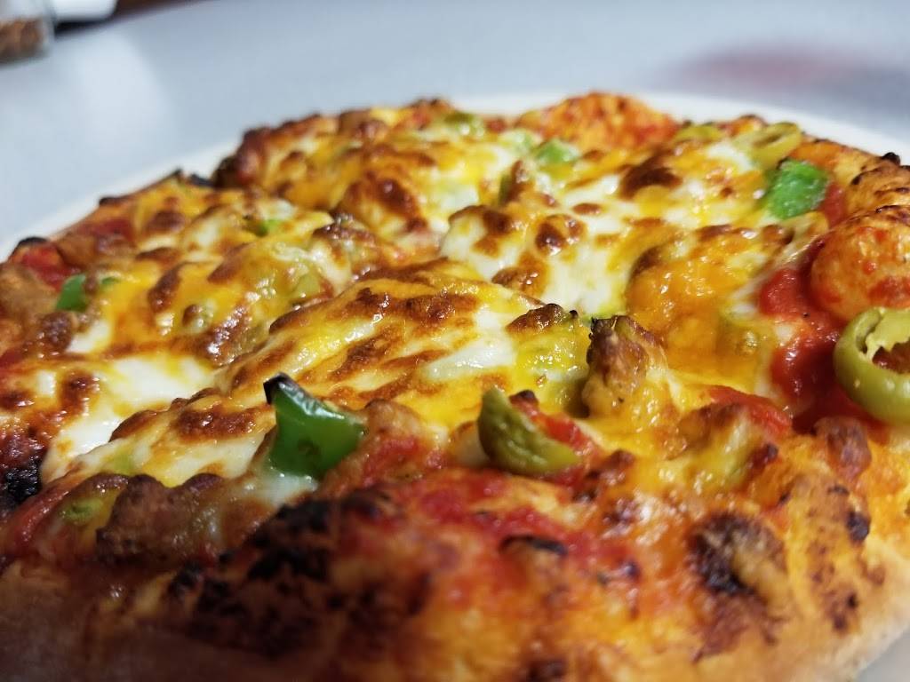 Pizza Shack | restaurant | 527 W Main St, Butler, IN 46721, USA | 2608680018 OR +1 260-868-0018