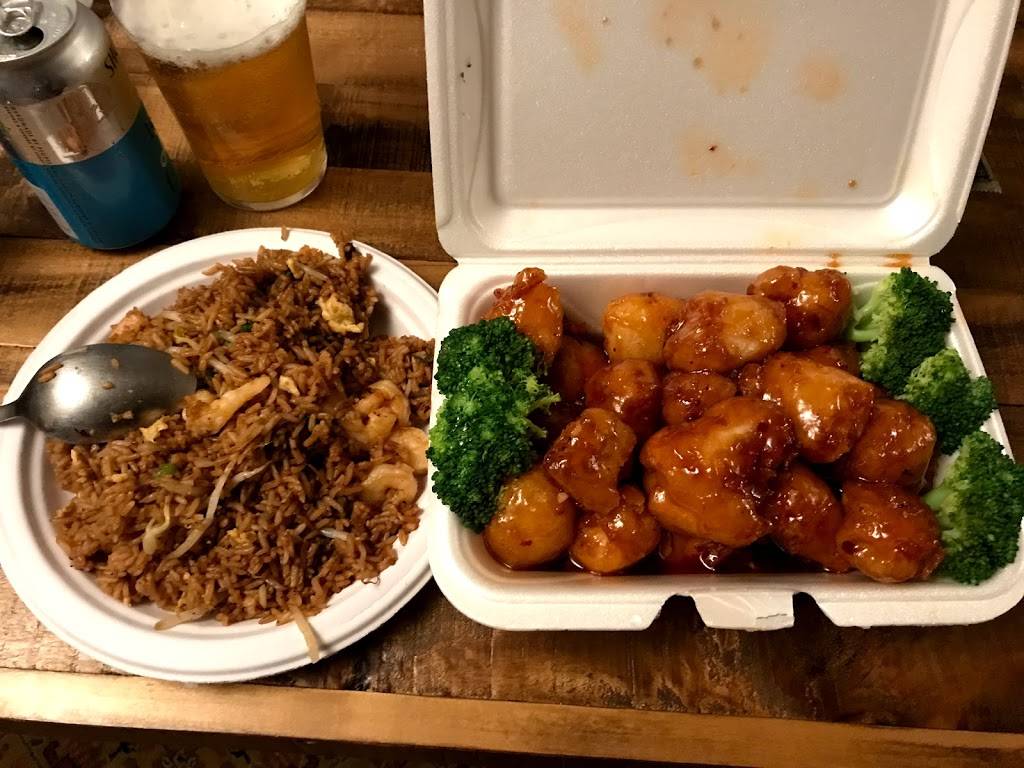 Youngs Chinese Food Carryout | restaurant | 921 E Eleven Mile Rd, Royal Oak, MI 48067, USA | 2485433131 OR +1 248-543-3131