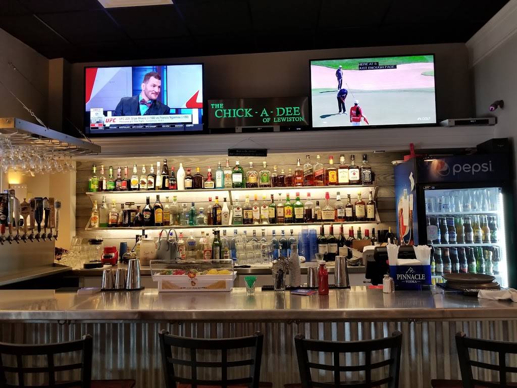 Chick-A-Dee of Lewiston | restaurant | 1472 Lisbon St, Lewiston, ME 04240, USA | 2073763870 OR +1 207-376-3870