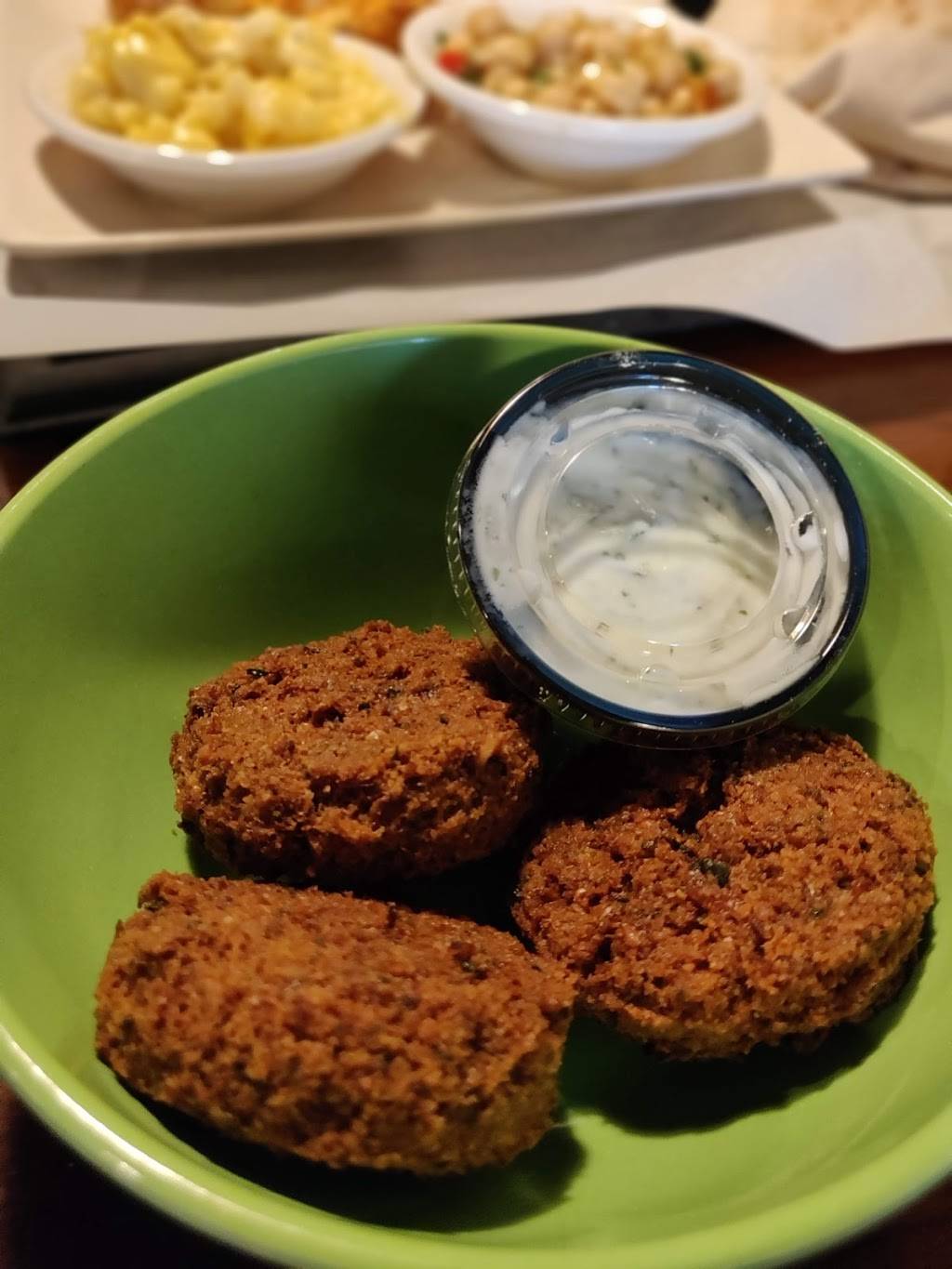 MAZA Mediterranean Grill | restaurant | 274 Daniel Webster Hwy, Nashua, NH 03060, USA | 6038887500 OR +1 603-888-7500