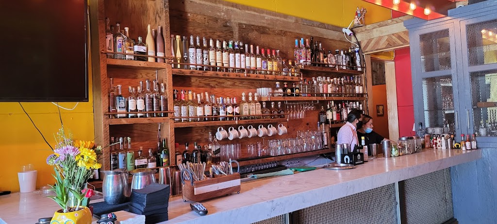 El Zarape Vine | restaurant | 1358 Vine St, Los Angeles, CA 90028, USA | 3236882050 OR +1 323-688-2050