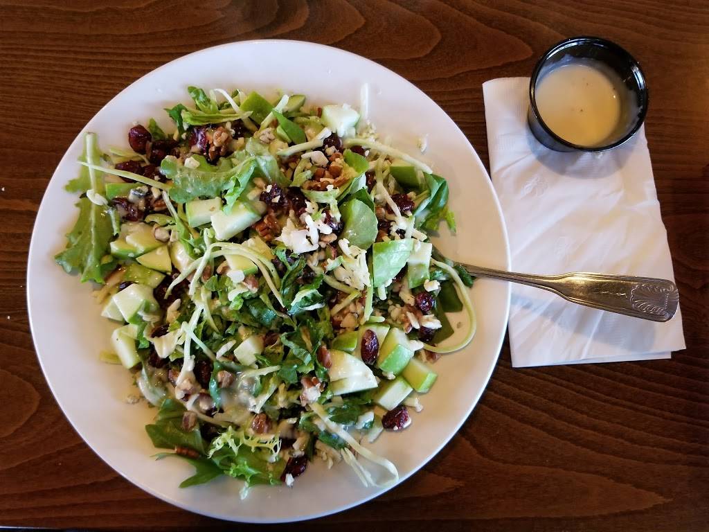 Green Mill Restaurant & Bar | restaurant | 8266 Commonwealth Dr, Eden Prairie, MN 55344, USA | 9529443000 OR +1 952-944-3000