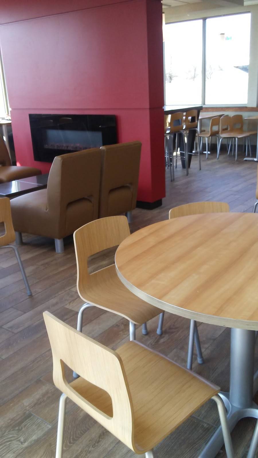 Wendys | restaurant | 1695 E Grand River Ave, Portland, MI 48875, USA | 5176474273 OR +1 517-647-4273