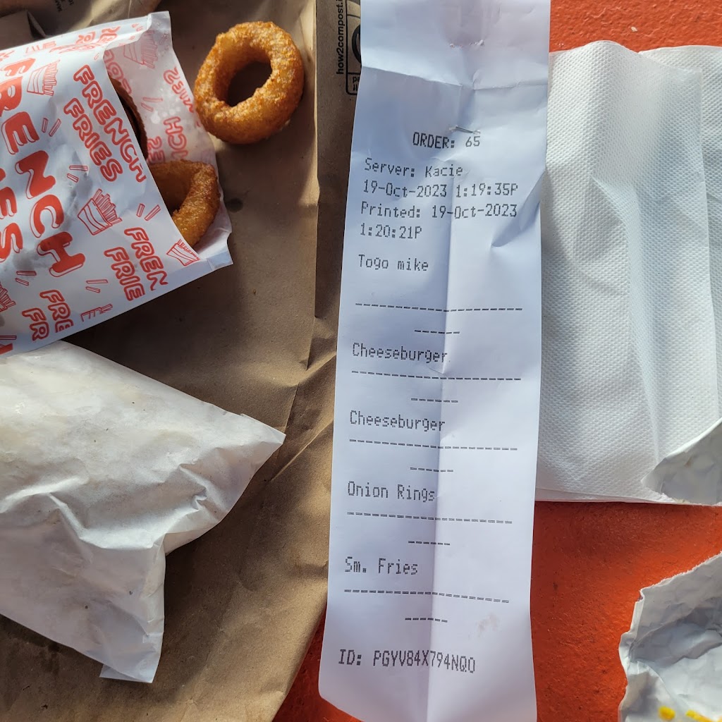 Burger Heaven on 27 | restaurant | 408 US Hwy 27, Branford, FL 32008, USA | 3869353337 OR +1 386-935-3337