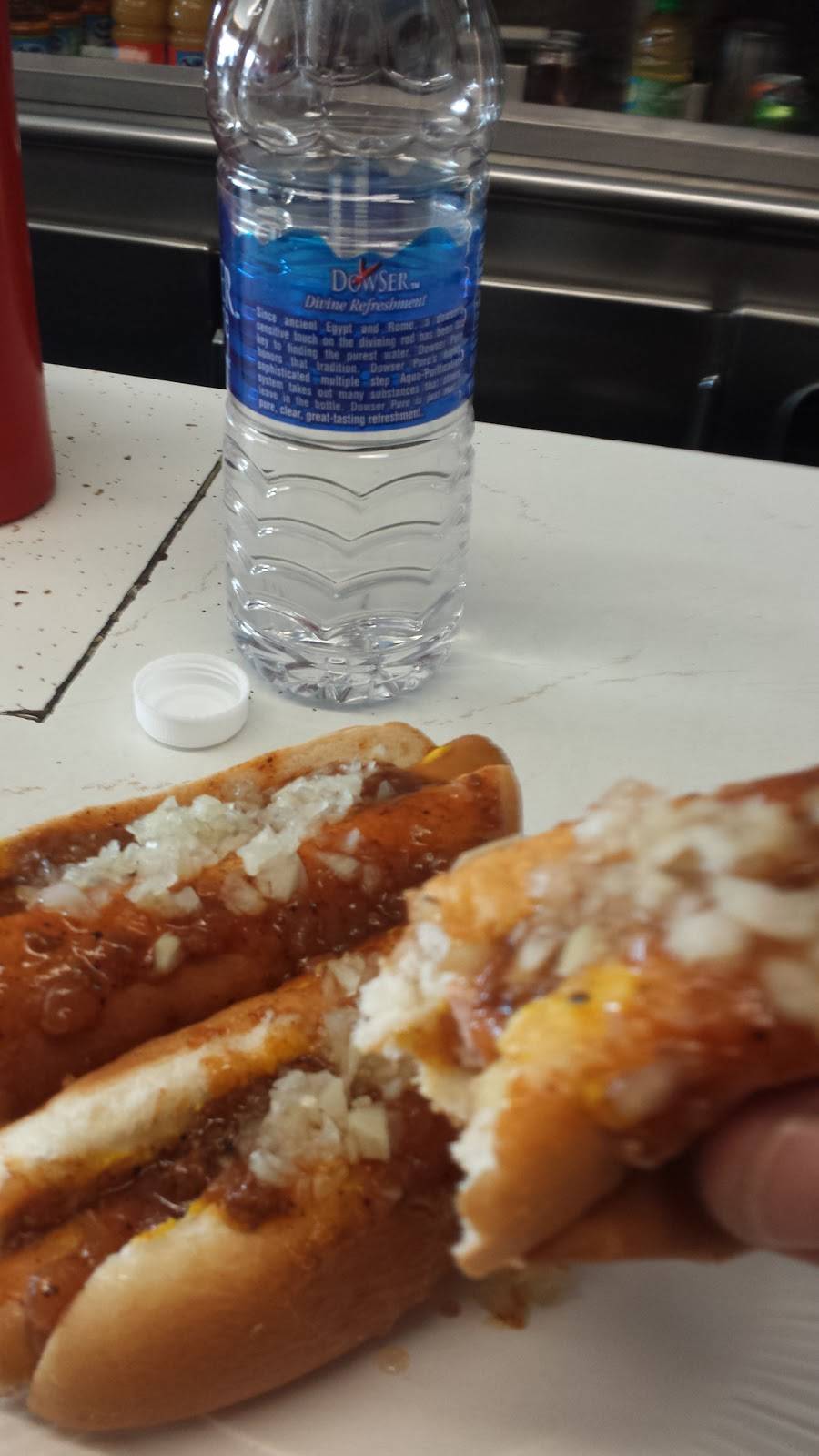 Tonys Newburgh Lunch | restaurant | 348 Broadway, Newburgh, NY 12550, USA | 8455629660 OR +1 845-562-9660