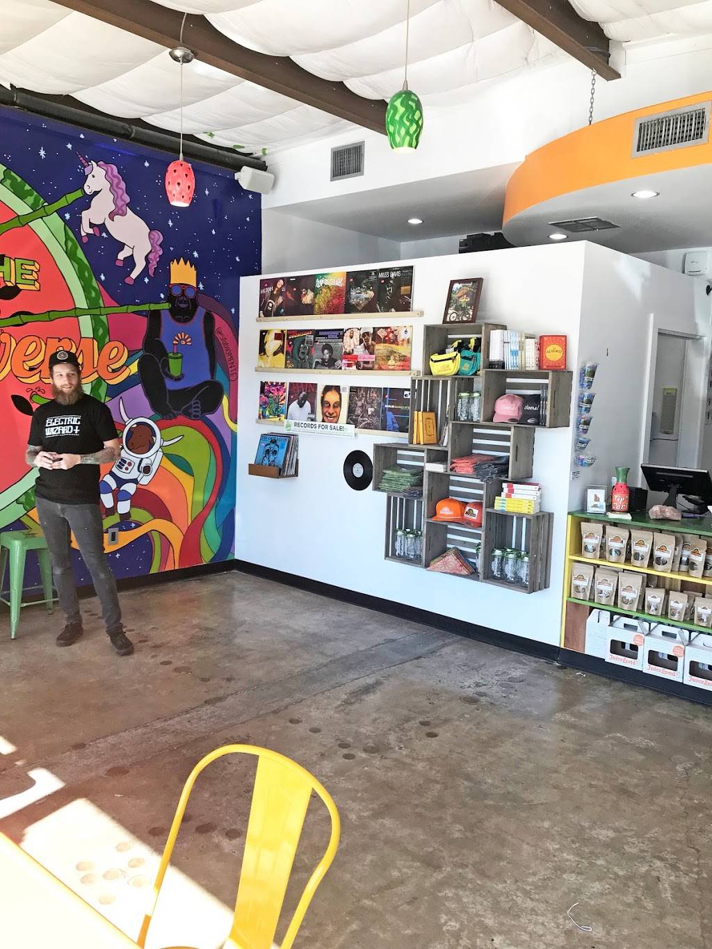 JuiceLand | restaurant | 2210 S 1st St #1, Austin, TX 78704, USA | 5123838399 OR +1 512-383-8399