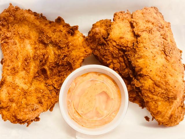 Ragin Cajun | restaurant | 984 Dale St N, St Paul, MN 55117, USA | 6514885691 OR +1 651-488-5691