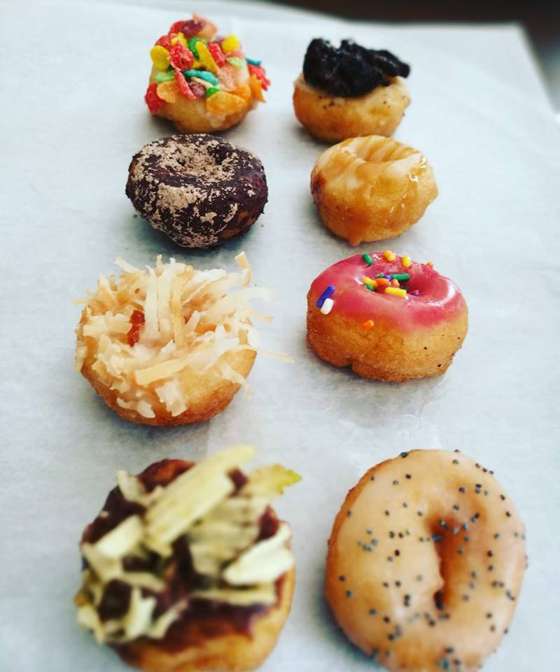 Hole & Corner Donuts | restaurant | 315 Chestnut St, Berea, KY 40403, USA | 8597566447 OR +1 859-756-6447