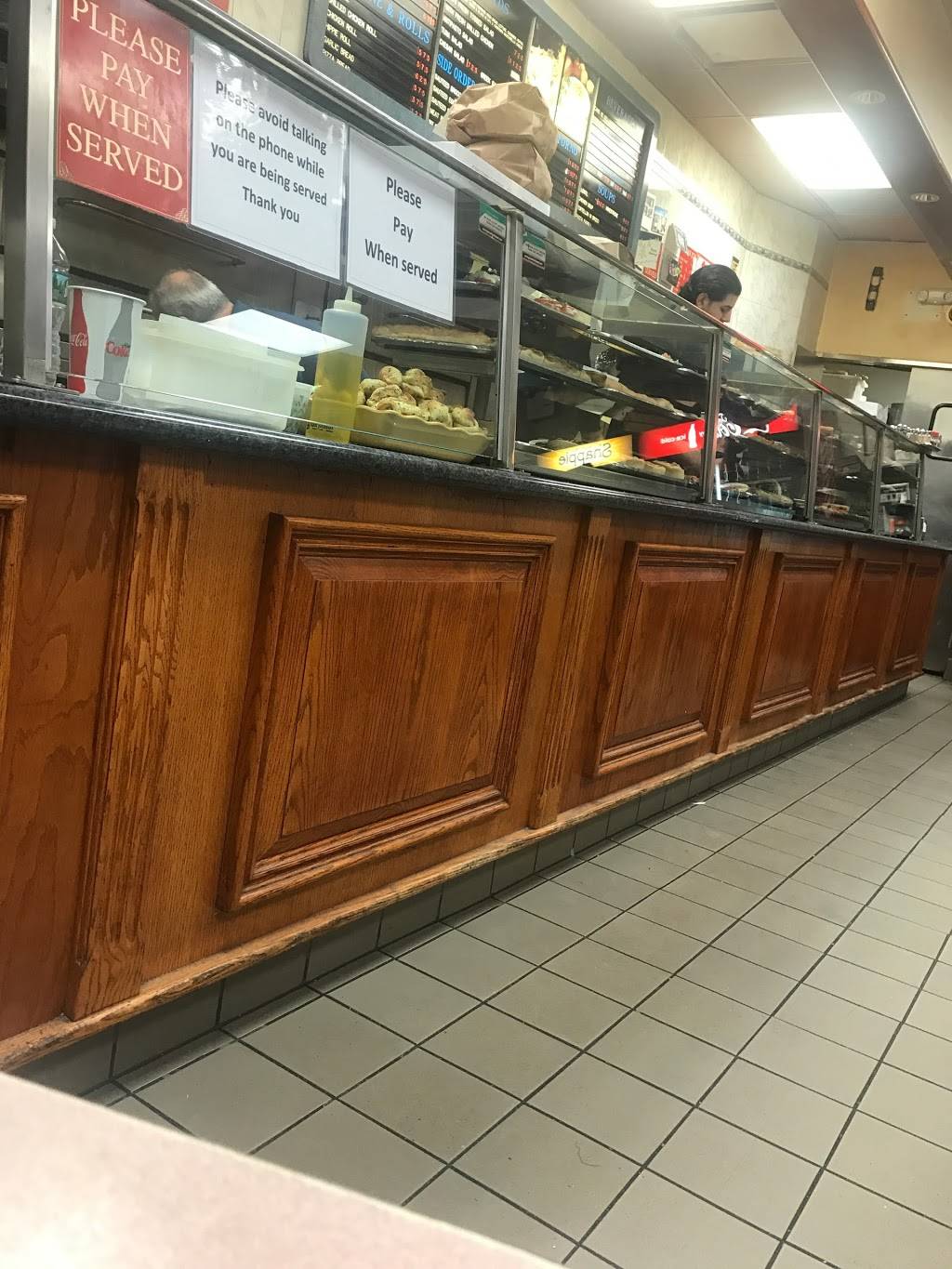 Ginos of Manhasset | restaurant | 480 Plandome Rd, Manhasset, NY 11030, USA | 5166275280 OR +1 516-627-5280