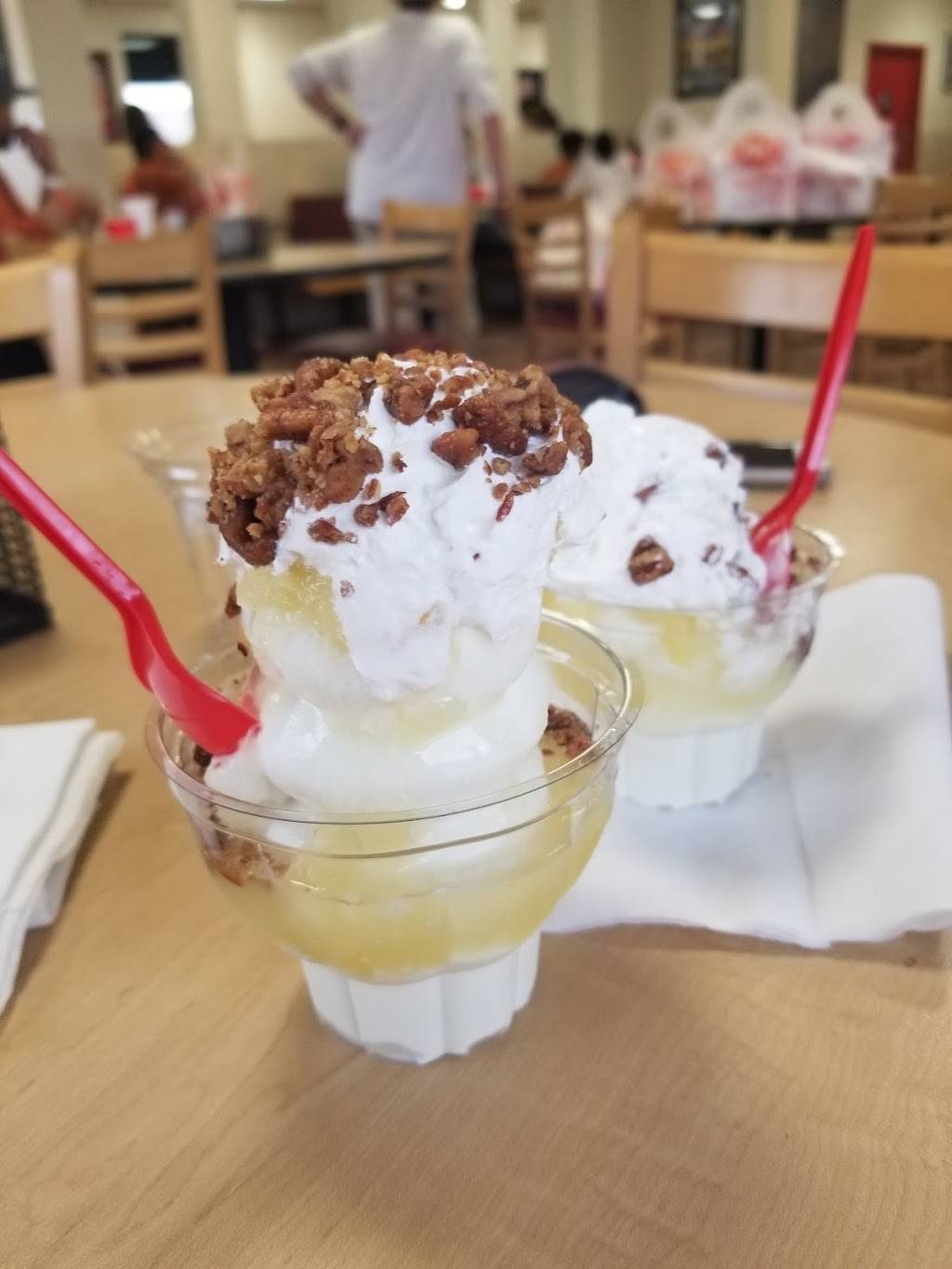 Dairy Queen Store | restaurant | 1125 E Sinton St, Sinton, TX 78387, USA | 3613644744 OR +1 361-364-4744