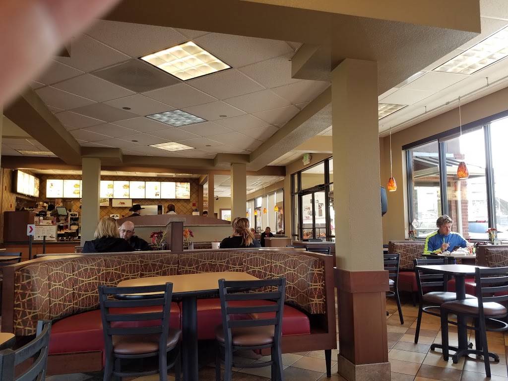 Chick-fil-A | restaurant | 9091 Westview Rd, Lone Tree, CO 80124, USA | 3037069595 OR +1 303-706-9595