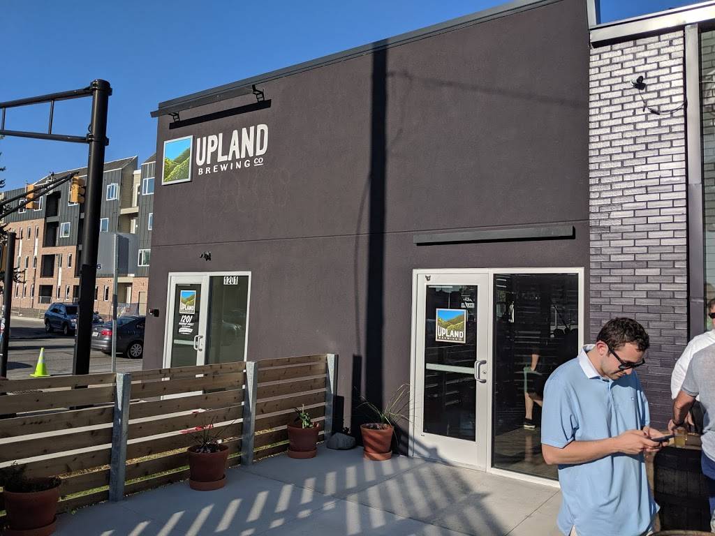 Upland Brewery | restaurant | 1201 Prospect St, Indianapolis, IN 46203, USA | 3176723426 OR +1 317-672-3426