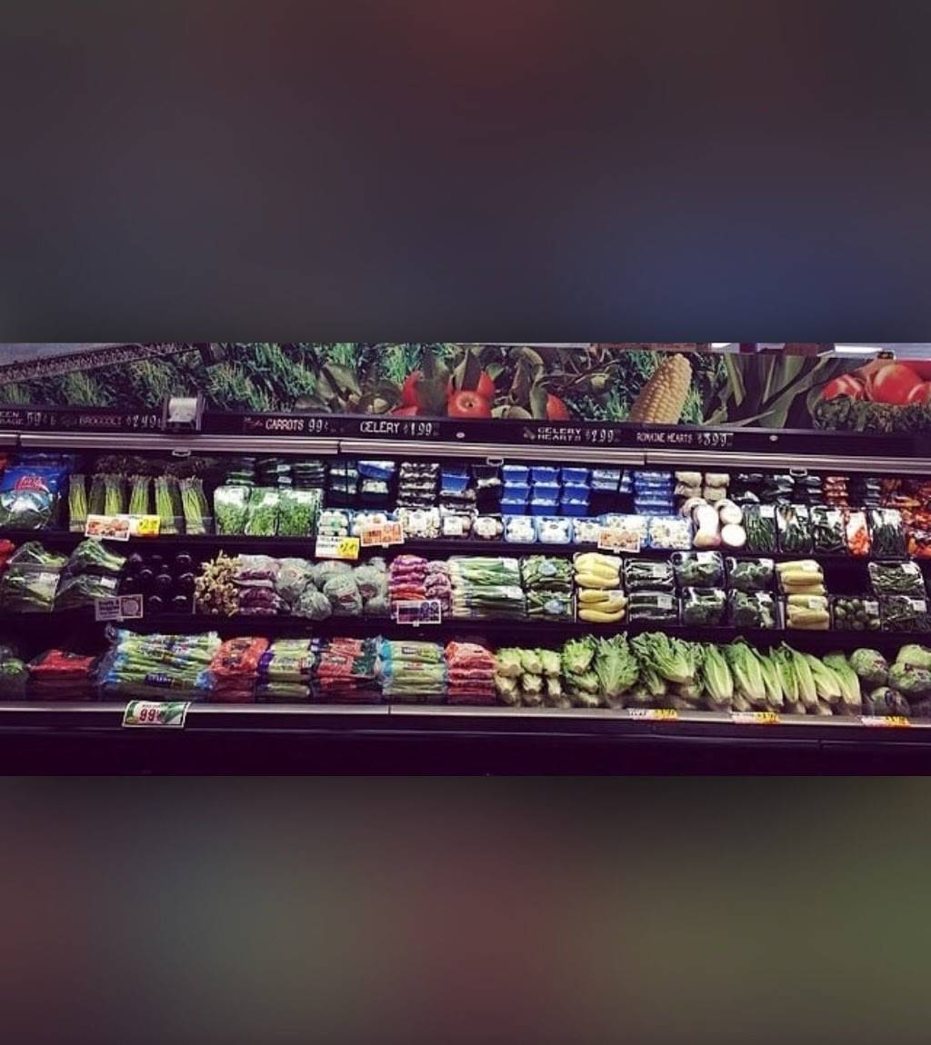 Lafayette Foods | restaurant | 1565 E Lafayette St, Detroit, MI 48207, USA | 3133965600 OR +1 313-396-5600