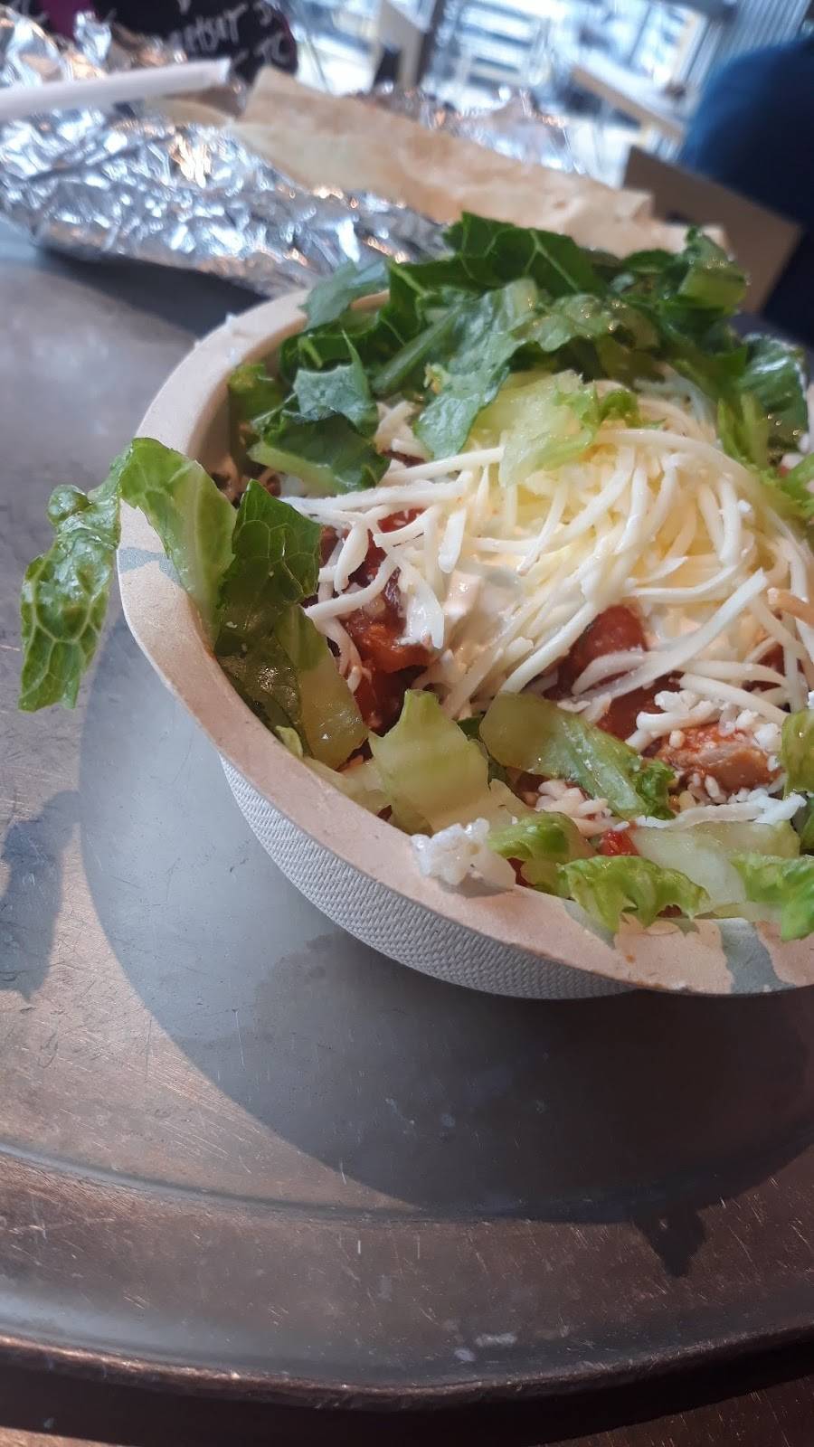 Chipotle Mexican Grill | restaurant | 616 Fellsway, Medford, MA 02155, USA | 7813936871 OR +1 781-393-6871