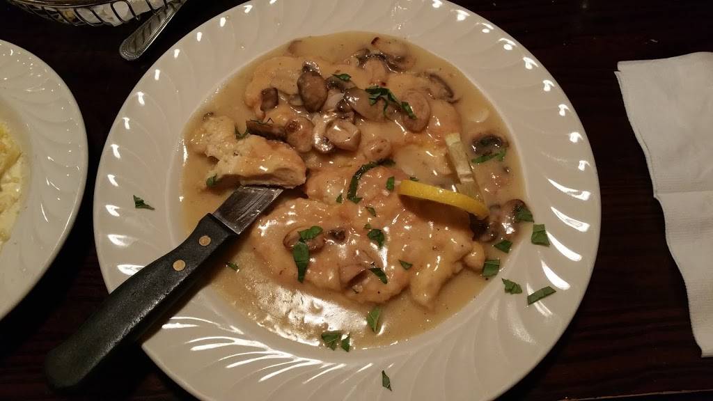 Sals Italian Ristorante Coral | restaurant | The Landings ll 6280, W Sample Rd # 206, Pompano Beach, FL 33067, USA | 9545107810 OR +1 954-510-7810