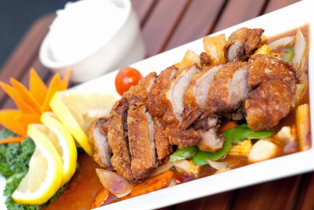 Thai Sweet Basil | restaurant | 209 N Main St, Andover, MA 01810, USA | 9784708098 OR +1 978-470-8098