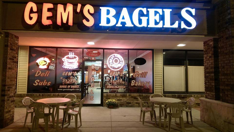 Gems House of Bagels Middletown | bakery | 490 NJ-35, Red Bank, NJ 07701, USA | 7327475104 OR +1 732-747-5104
