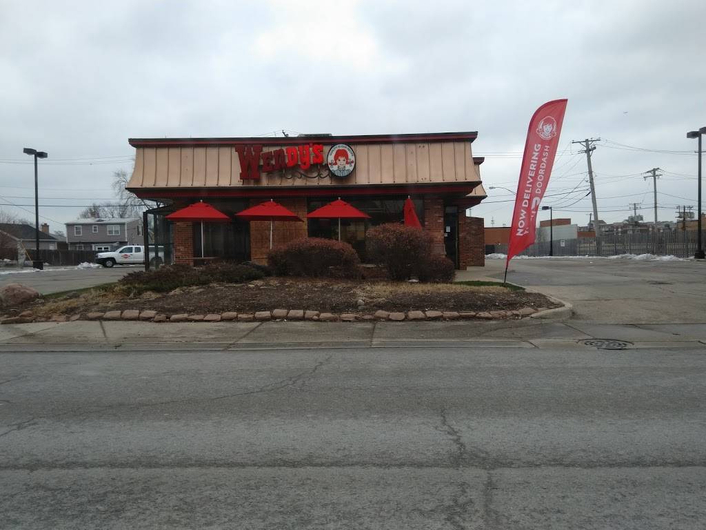 Wendys | restaurant | 7243 N Harlem Ave, Niles, IL 60714, USA | 8476470474 OR +1 847-647-0474